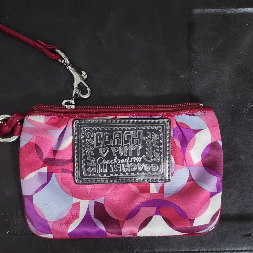 Coach Poppy Wristlet